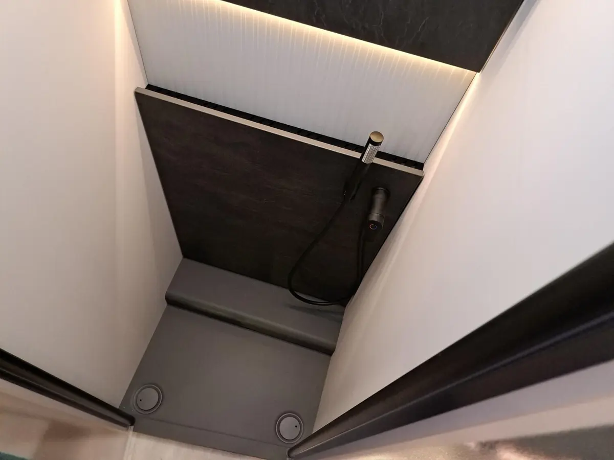 Hymer B-Klasse MC I 680 Premium-, Arktispaket, TV