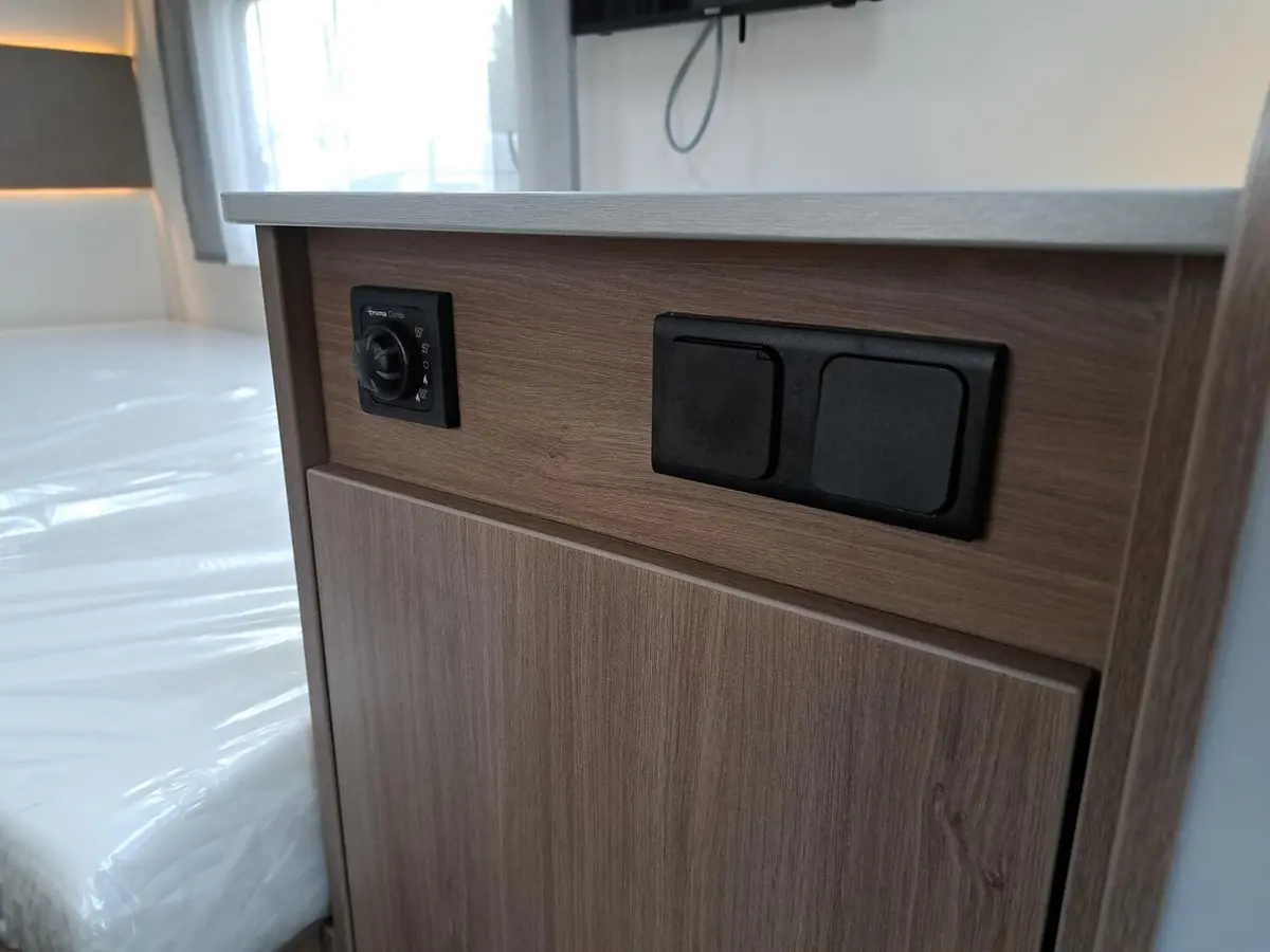 Carado T 135 Pro+ Automatik, Solar, LTE, TV