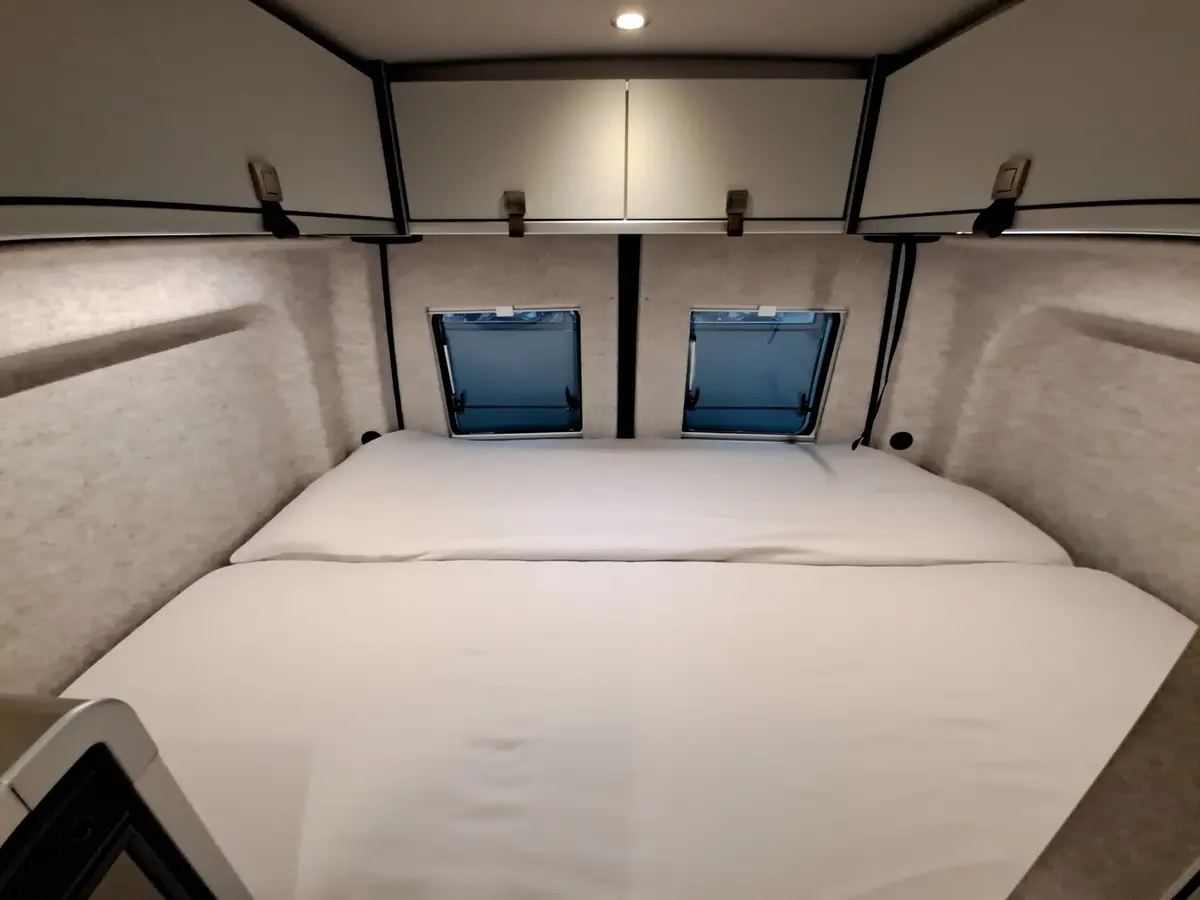 Hymer Grand Canyon S CrossOver 600 AHK, TV, Wechselrichter