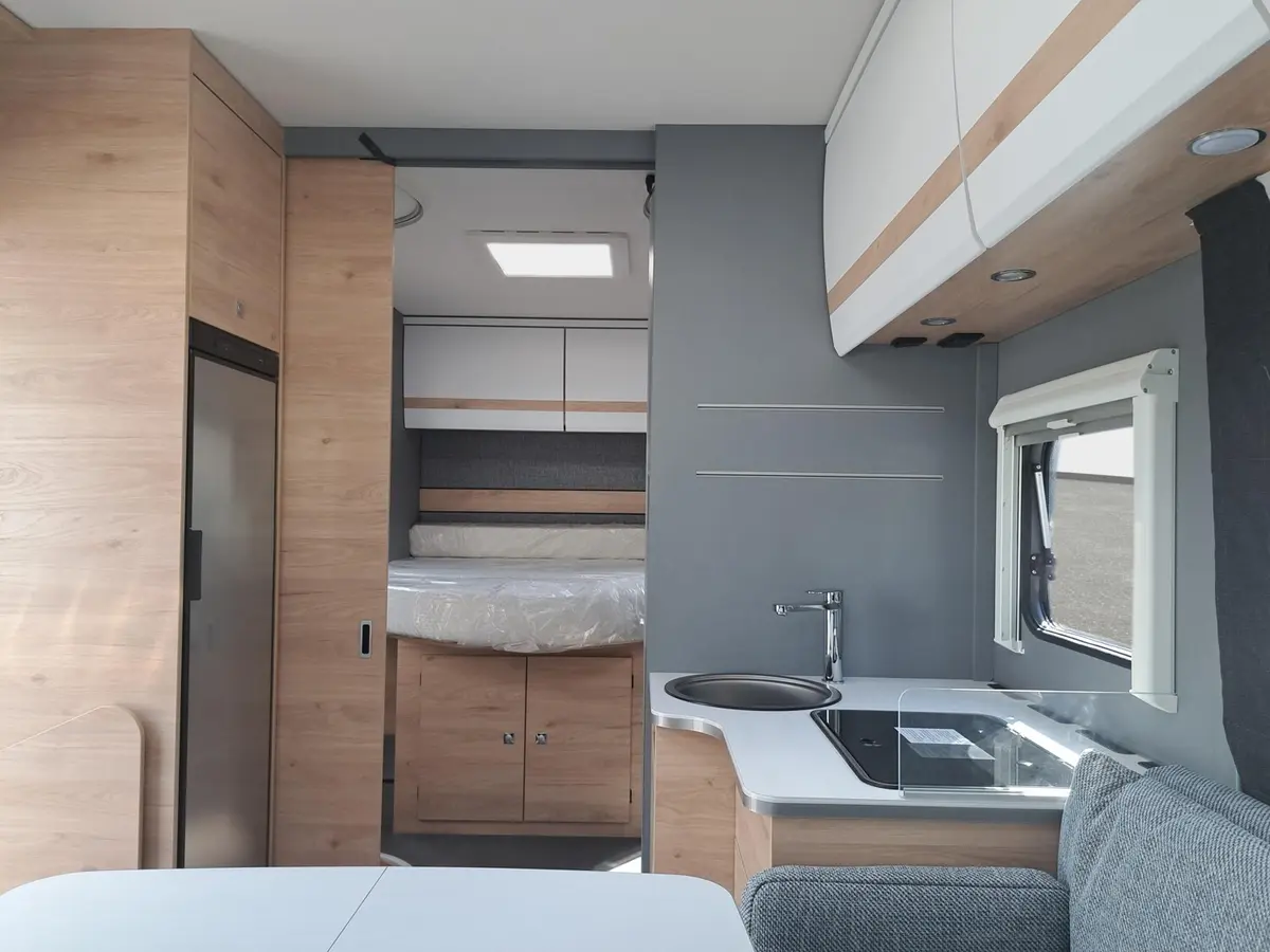 Dethleffs Just Camp T 6752 DBL Family-, Chassispaket