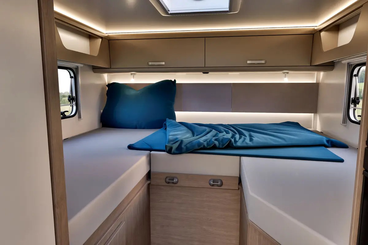 Dethleffs Just T 7052 DBM 